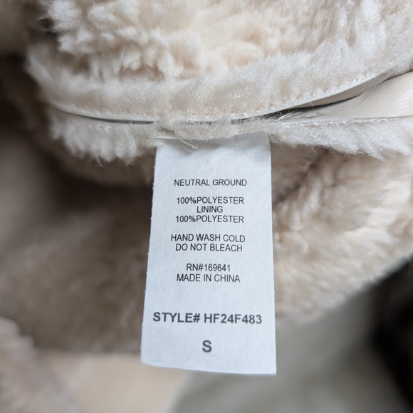 Beige Faux Shearling Women's Jacket - Picture 3 of 5